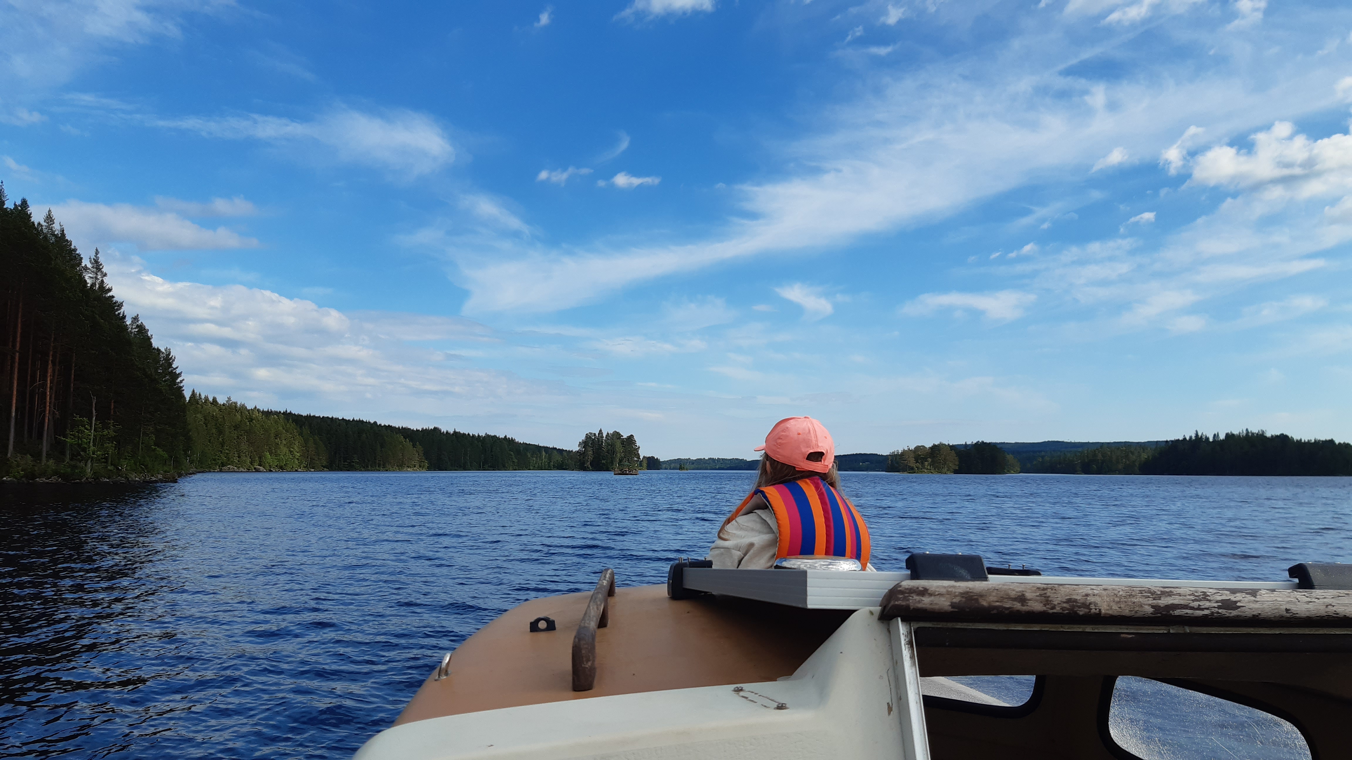 ⛵ Лодки и снасти